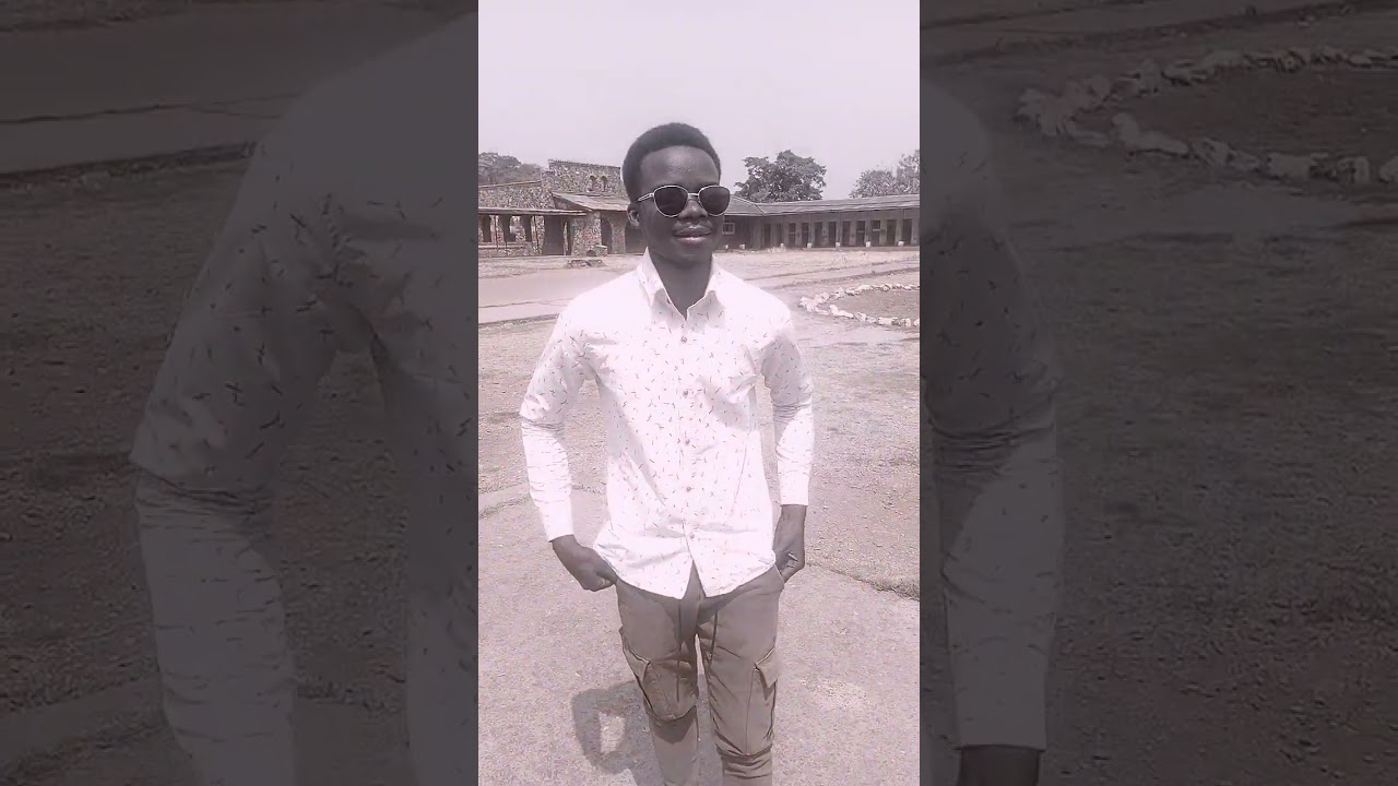 tourist moment of leader Ali Gervais. somewhere in Belgian architecture