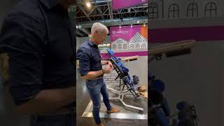 Finifuchs Mit Berollka Auf Der Rehacare 2022 - Der Stehständer Campus Physio Relax