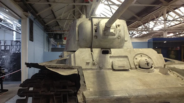 KV2 Soviet Heavy Tank 1/100 scale Model - Art Of Tactic - Zvezda WW2