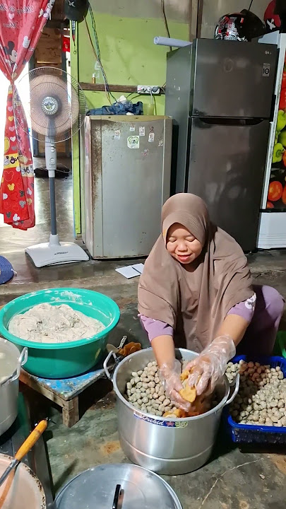 My husband sells at the market, I go to the mill #dailyvlog #sellingideas #snacks
