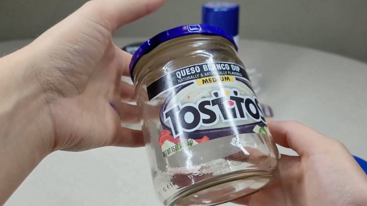 Turn an old jar into THIS for your bathroom! 🚽 😱