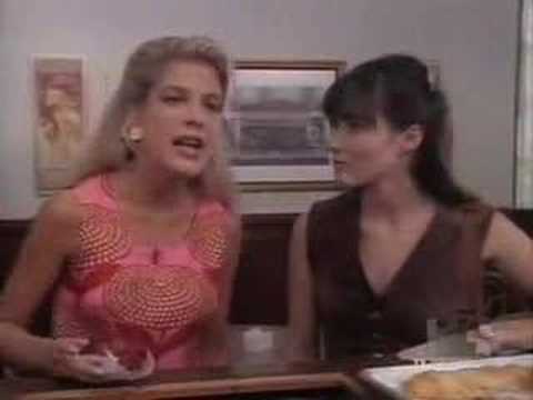 Brenda and Donna in Paris: Beverly Hills, 90210
