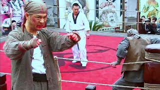 A Kung Fu boy was severely beaten by a Japanese samurai, but he turned defeat into victory!