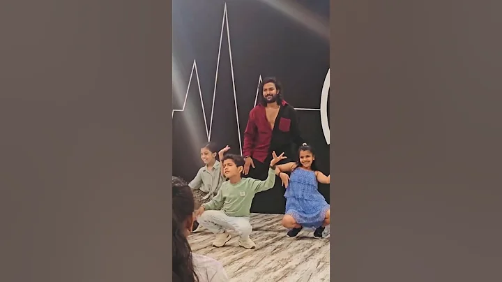 kids batch class time @prajinprathap_official #dance #choreography #tamilsong #junejulymaasathil thumbnail