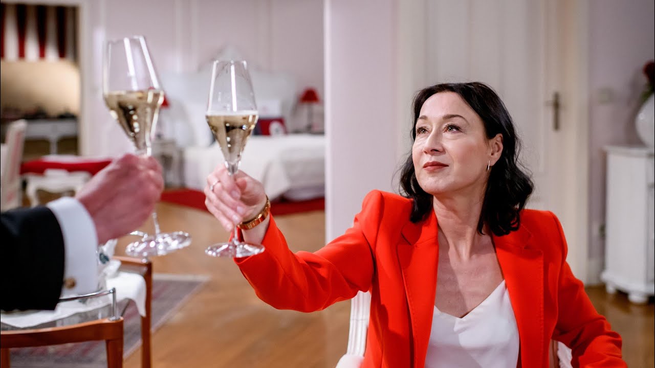 Sturm der Liebe"-Vorschau Folge 4352: "Sophia" wähnt sich am Ziel •  PROMIPOOL - YouTube