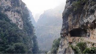 HIKING | Impressive trail RUTA DEL CARES in Picos de Europa