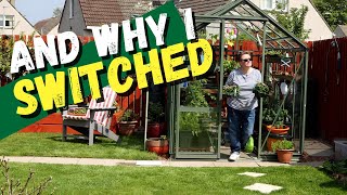 Which is better polycarbonate or glass greenhouse?