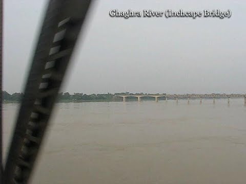 Tapti Ganga Express passing over Ghaghra River
