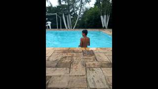 O Meu Irmãos Na Piscina