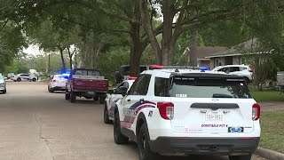 Three people hurt in stabbing at home