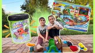 HOT WHEELS MONSTER Trucks color Reveal! kids playing with toys