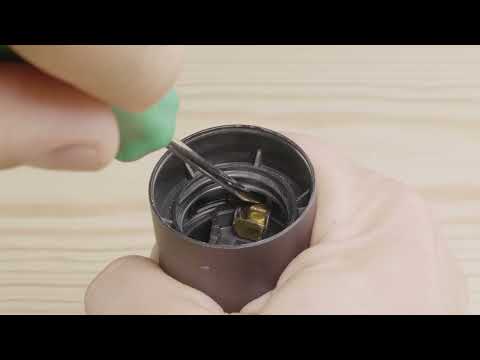 Tutorial: How to unlock thermoplastic E27 lamp holders