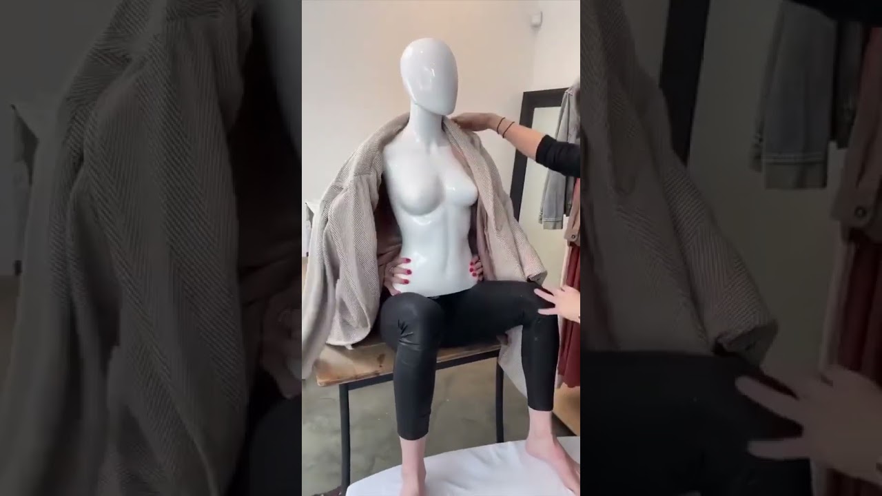 FAKE MANNEQUIN PRANK! 😂 #shorts