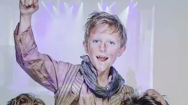 Jeremiah Rees as Gavroche in Les Misrables 2022