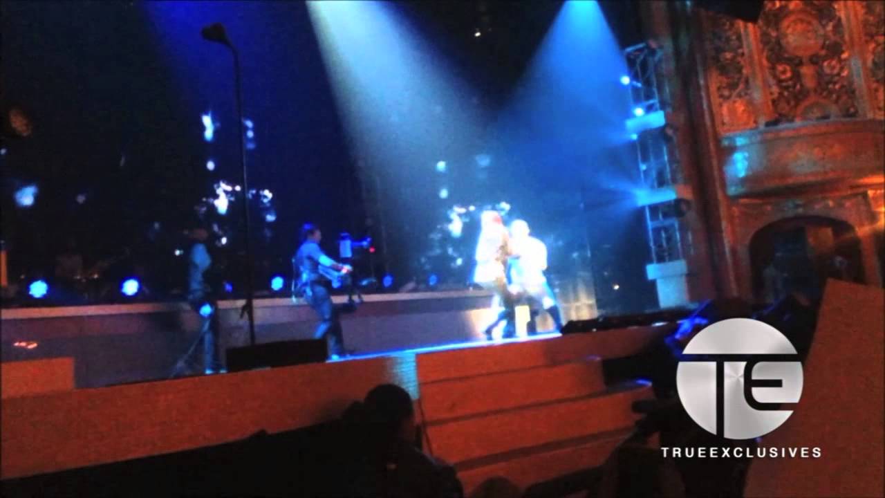 Brandy Soundchecks for BET Honors 2013 "Without You"