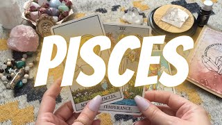 PISCESYOU ARE FACING A SERIOUS PROBLEM!!  SOMEONE CONFESSES THIS SECRET... END MAY 2024 TAROT