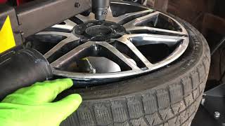 Mounting Low Profile Tire Tire Machine Pt1. Dismounting