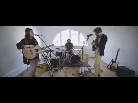 Caitlin Park - Hold Your Gaze (live at Mild Manners Gallery)