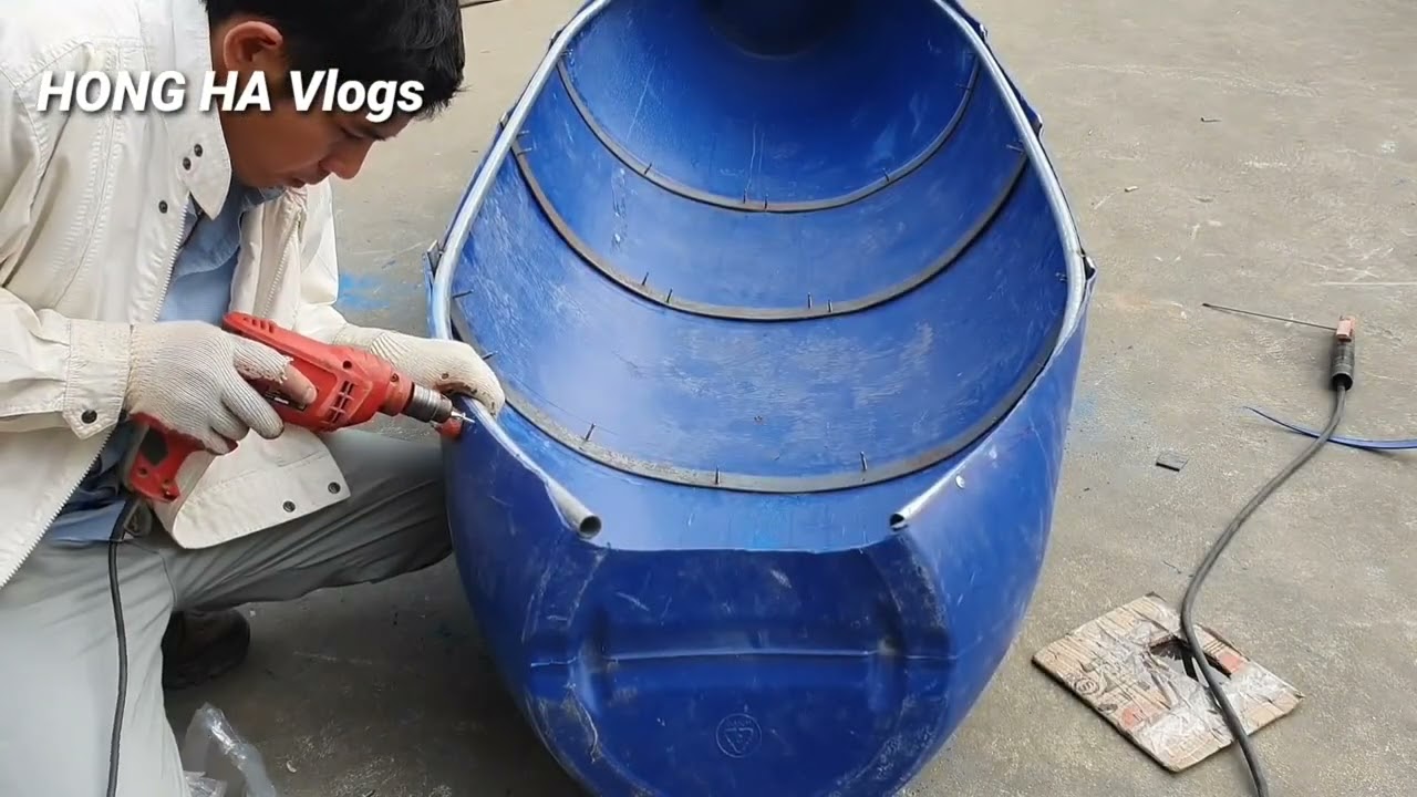 tự chế thuyền từ thung phi nhựa sắt phiên bản thuyền đánh cá nhỏ