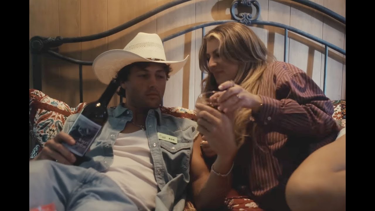 Dasha and Rob Rausch Heat Up the Screen in 'Like It Like That' Music Video