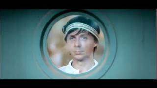Martin Solveig & Dragonette  - Hello [OFFICIAL VIDEO HD] chords