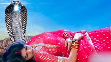 The snake brought the snake woman back to life by rubbing the snake gem. Nagin Superhit Serial @laxaminarayan-japtapvratt7537