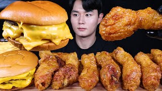 트리플 치즈버거 허니콤보 치킨 먹방ASMR MUKBANG TRIPLE CHEESEBURGERS &amp; FRIED CHICKEN チキンチーズバーガー eating sounds