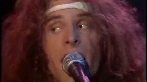 Ted Nugent - Cat Scratch Fever (Live)