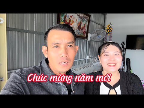 Hôm nay tết tây chúc cả nhà năm mới thật nhiều sức khỏe làm ăn phát tài. Và gia đình e cũng tổ chức.