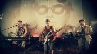 Walk The Moon "Tightrope" Live at The Sessions Factory powered by neuro SONIC