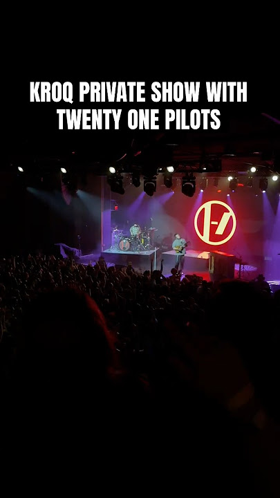 KROQ Private Show with Twenty One Pilots at The Bellwether #twentyonepilots