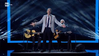 Video thumbnail of "Beppe Fiorello: "A casa di Mimmo" - Penso che un sogno così 11/01/2021"