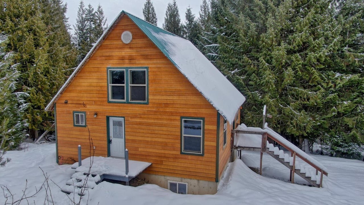 33609 N Blanchard Creek Rd, Newport, WA