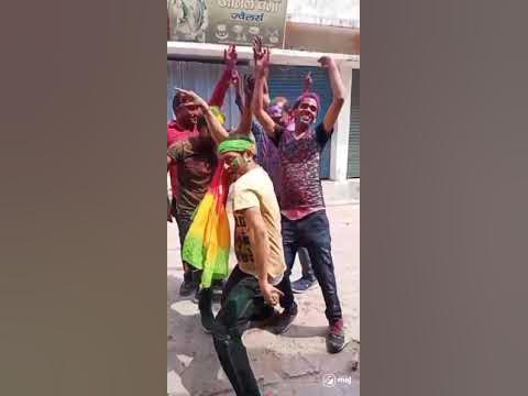 masti ki holi hai