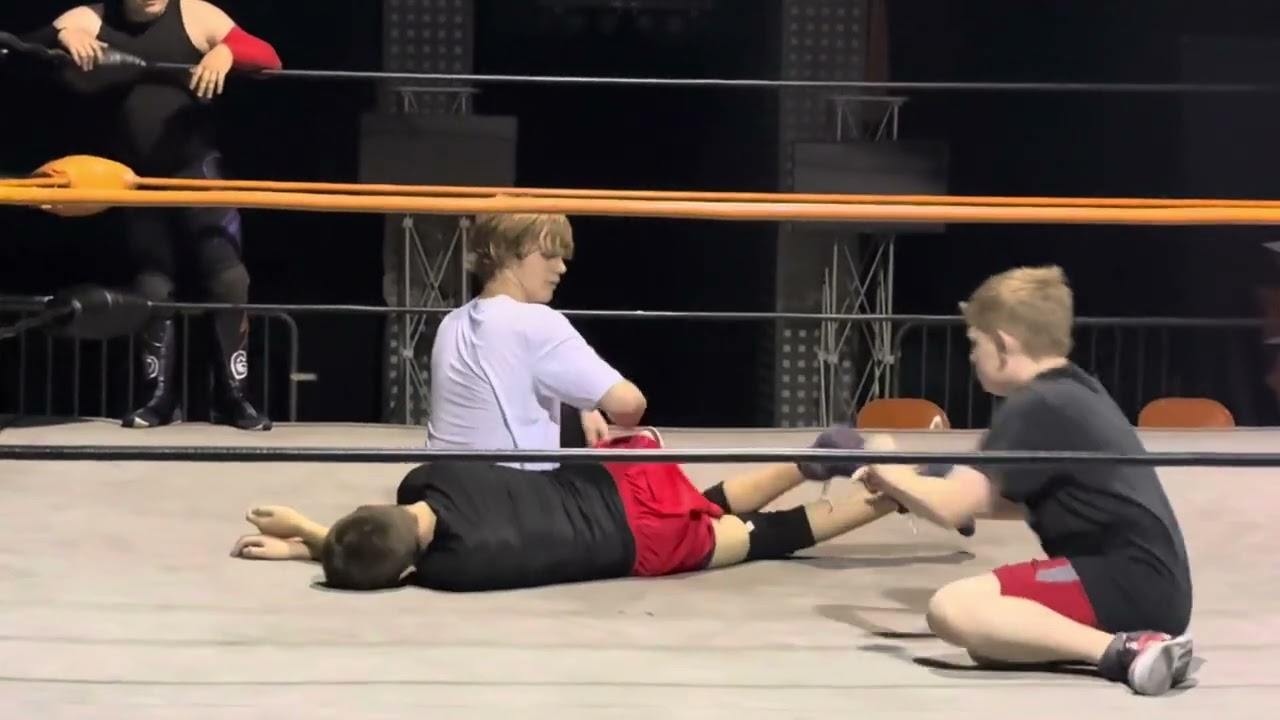Me wrestling at @FutureStarsofWrestling @futurestarsofwrestlingtrai5258 