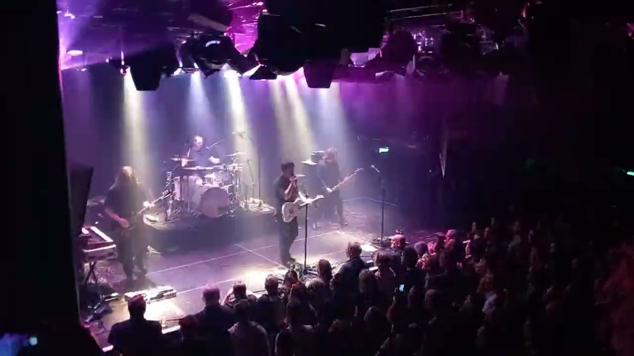 IST IST - Stamp You Out  LIVE AT MELKWEG AMSTERDAM