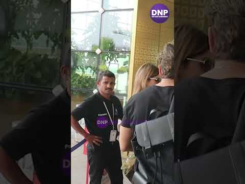 Sussanne Khan and rumoured beau Arslan Gony spotted at the airport || DNP ENTERTAINMENT