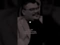وفي صبحا وقفت امام مراتي وقد بانت على وجهي انتصاراتي ارى شخص على المرآة يعشقني وفي صبحا وقفت امام مراتي وقد بانت على وجهي انتصاراتي ارى شخص على المرآة يعشقني