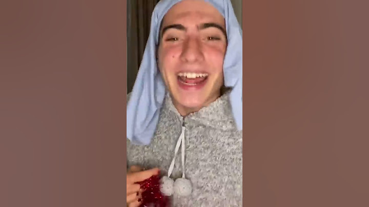 CUANDO DE PEQUEÑO MONTABAS EL ÁRBOL DE NAVIDAD 🎄 #shorts