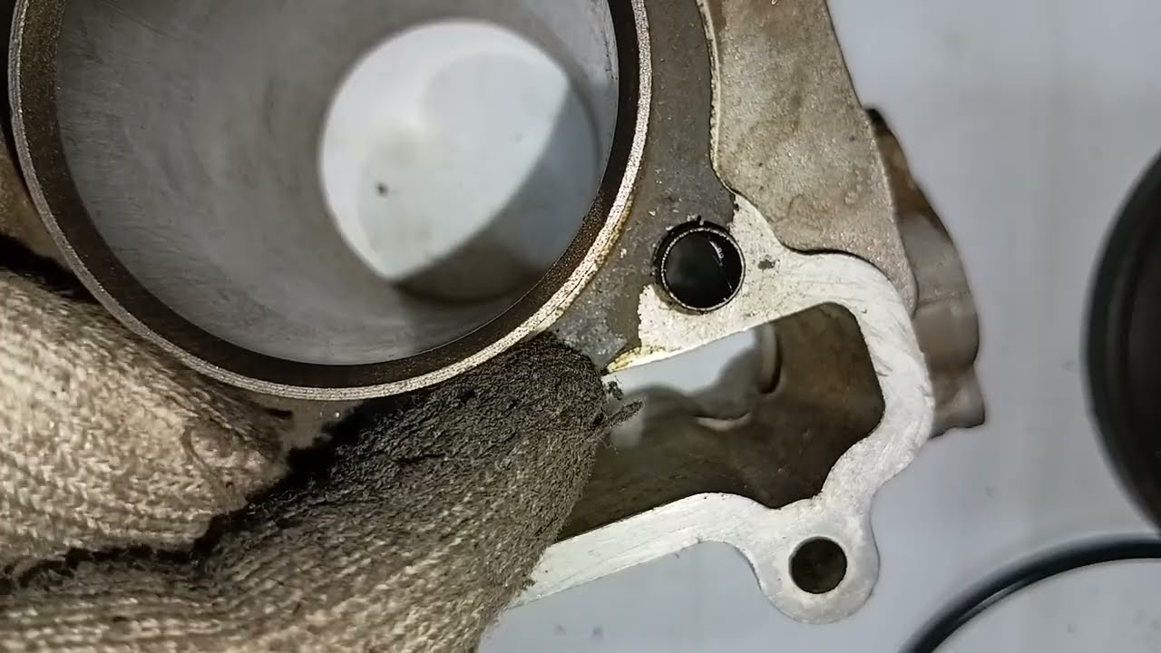 පරන වාහාන හදිස්සියට ගන්න එපා මචං වියදම් වැඩි වෙයි ගරාජ් වලම කාලෙ ගෙවන්න වෙයි @poddageservice 👩‍🔧