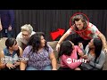 Harry Styles Surprising Fans with One Direction! FAN KISS 💋