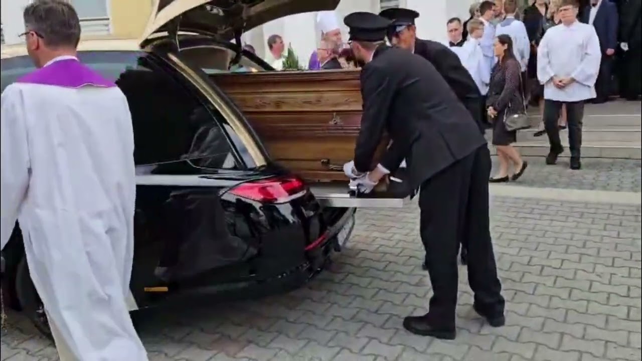 Msza żałobna w intencji zmarłego Prymasa Abp Józefa Kowalczyka