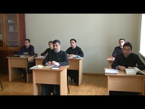 Video: Ով է ընդունվել Arsարսկոյե Սելոյի ճեմարան