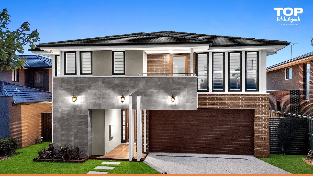 Houses for Sale in Clyde North | 9 Graziers Crescent, Clyde North | $949K - $1.029M | Melbourne
