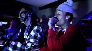 Wiz Khalifa & Snoop Dogg - Black And Yellow (Live)