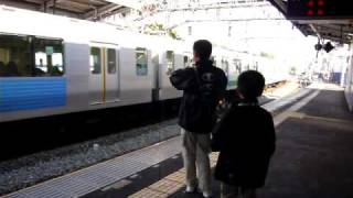 ２００９１１２１西武線新宿線下落合駅にて 002.mov