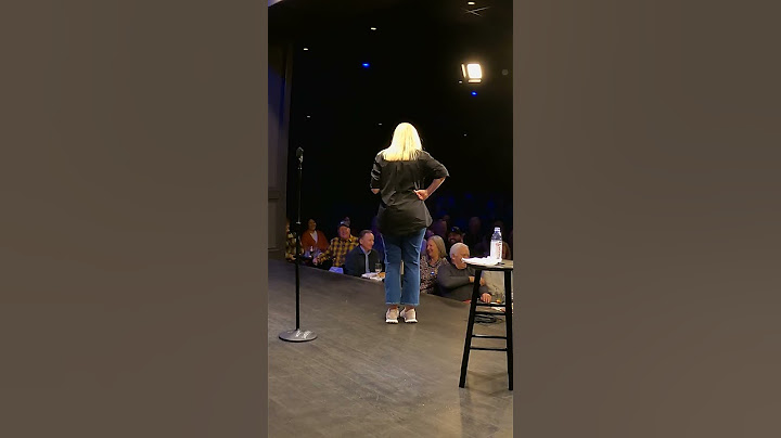 I love seeing my younger fans in the audience.. even if I could be your mama 🤣 | Leanne Morgan