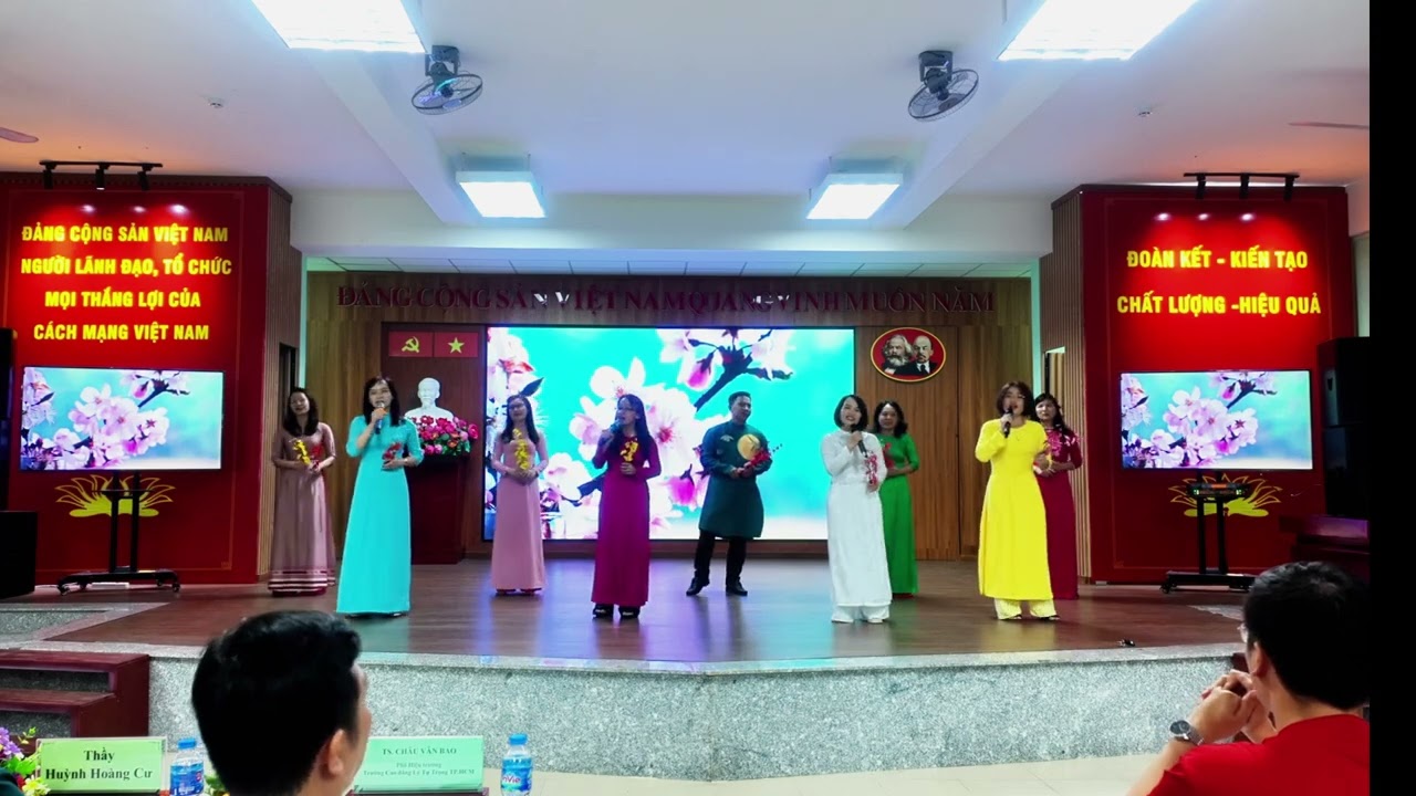 Mùa xuân đầu tiên | Khoa Kinh tế | CĐ Lý Tự Trọng TP.HCM