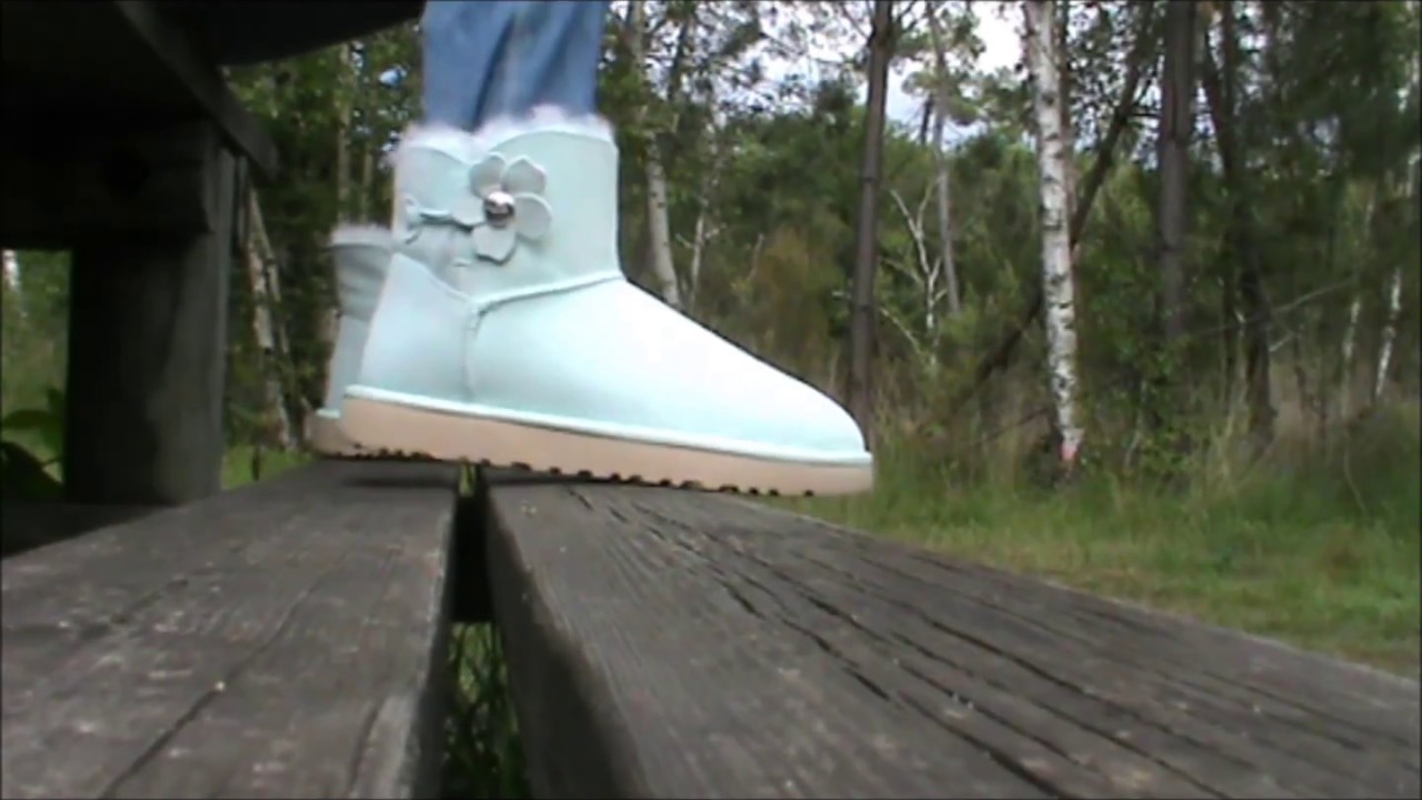 ugg bailey poppy