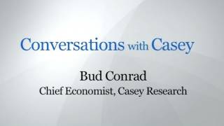 The Feds Big Secret: Money is Worthless
http://bit.ly/psPcTE Sign up for your weekly Conversation with Casey.
This is part 2 where Stefan Molyneux (our video host) interviews Casey Research Chief Economist Bud Conrad on the current state of the U.S. and global economy, with a specific emphasis on the Federal Reserve and investment implications.
Part 1 can be viewed here: http://www.youtube.com/watch?v=KeY-OmxGVXY
Buds book, Profiting from the Worlds Economic Crisis can be purchased here:
http://amzn.to/nR57Pc The Feds Big Secret: Money is Worthless
